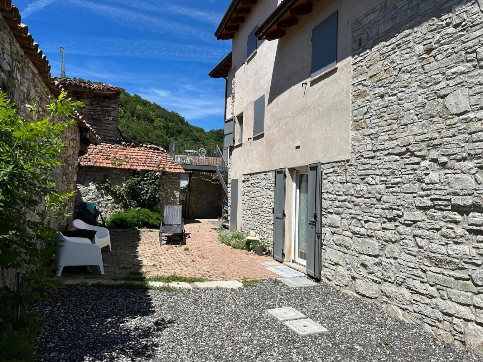 فيلا Casa Del Giglio A Cadelmonte Valle  المظهر الخارجي الصورة